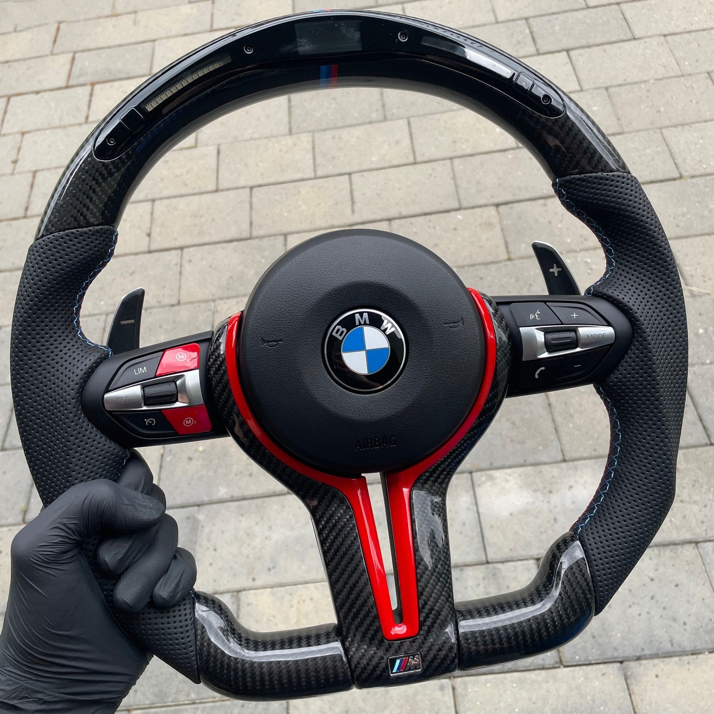 Volant Carbone personnalisé BMW M Série F