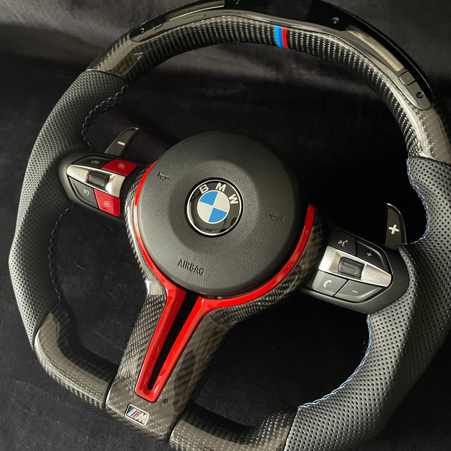 Volant Carbone personnalisé BMW M Série F