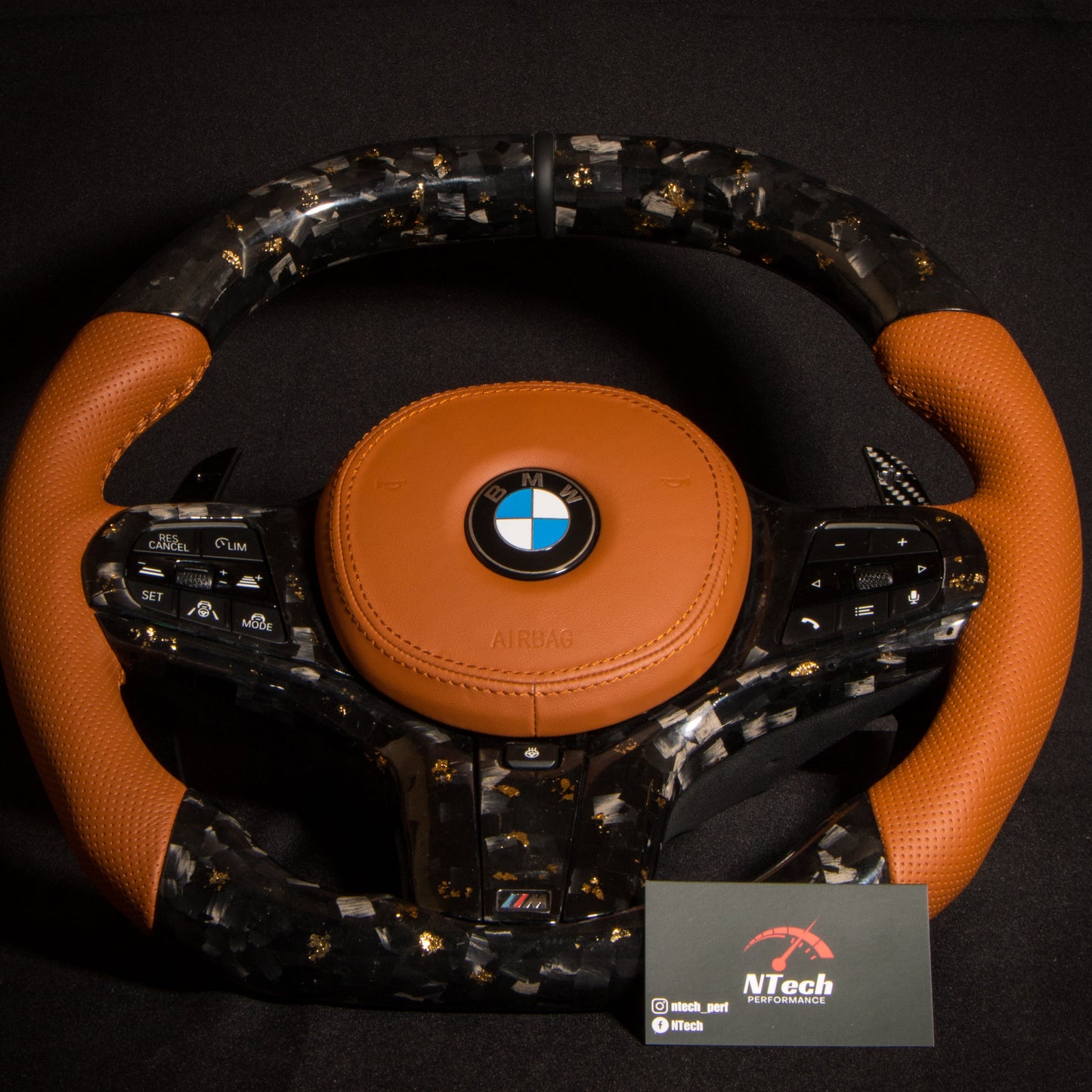 Konfigurator für Carbon- und Alcantara-Lenkrad BMW G-Serie ab 2019
