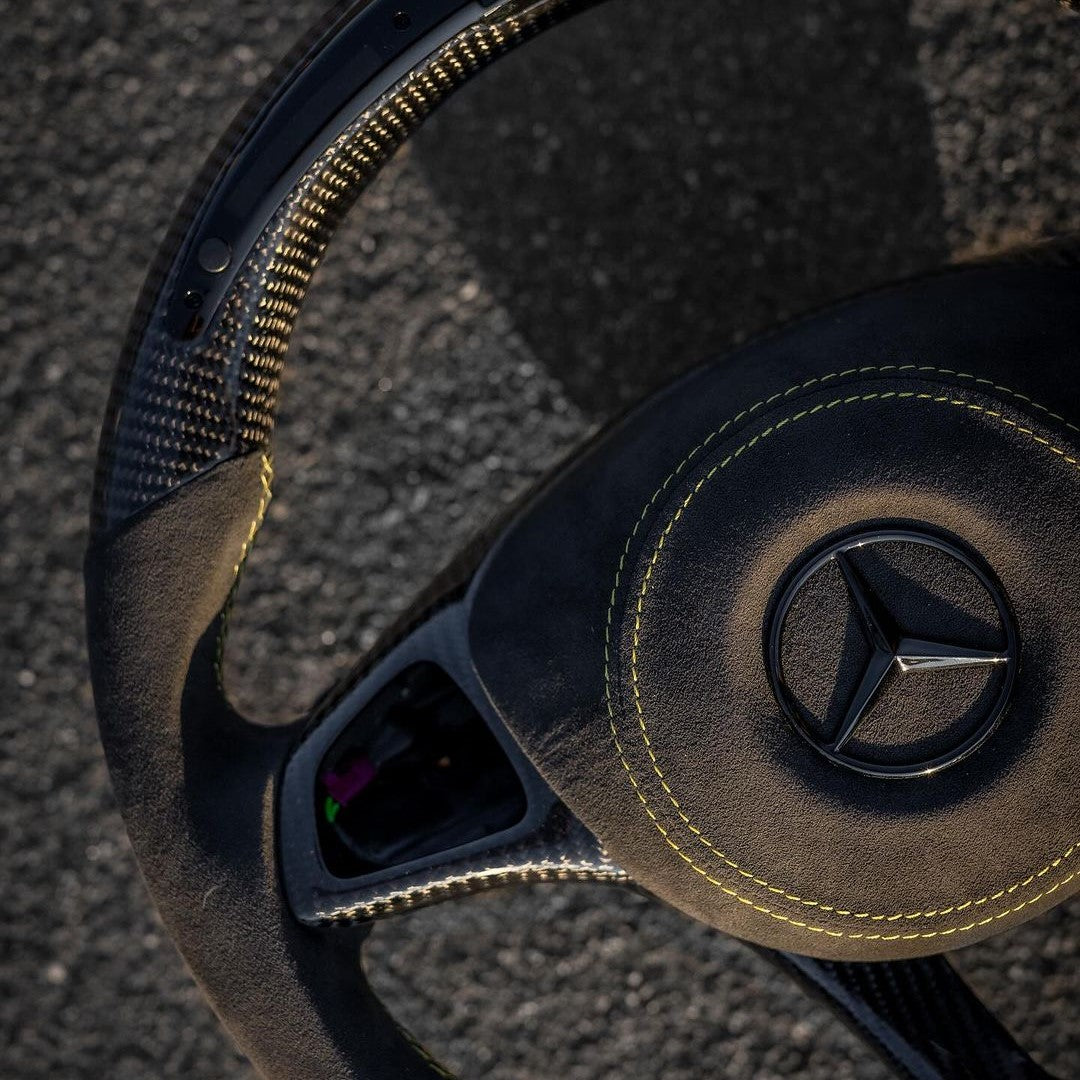 Individuelles Carbon Lenkrad Mercedes AMG