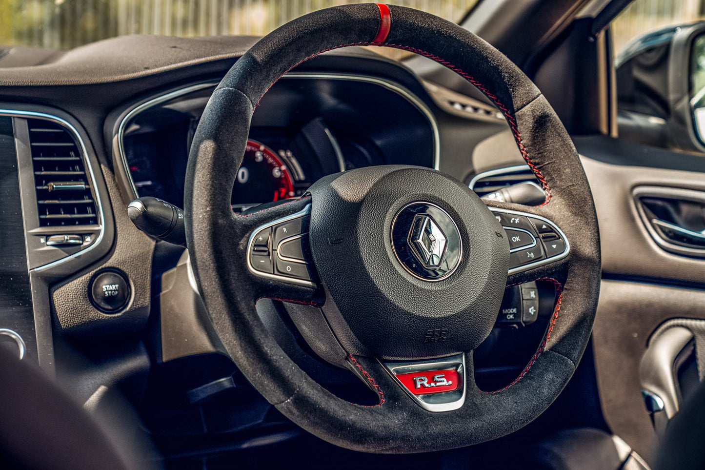 Custom Carbon Steering Wheel for Megane 4 RS Renault Sport