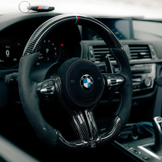 Volant Carbone Personnalisé BMW Série F (F20, F30, F32, F10, F15, M2/M3/M4)