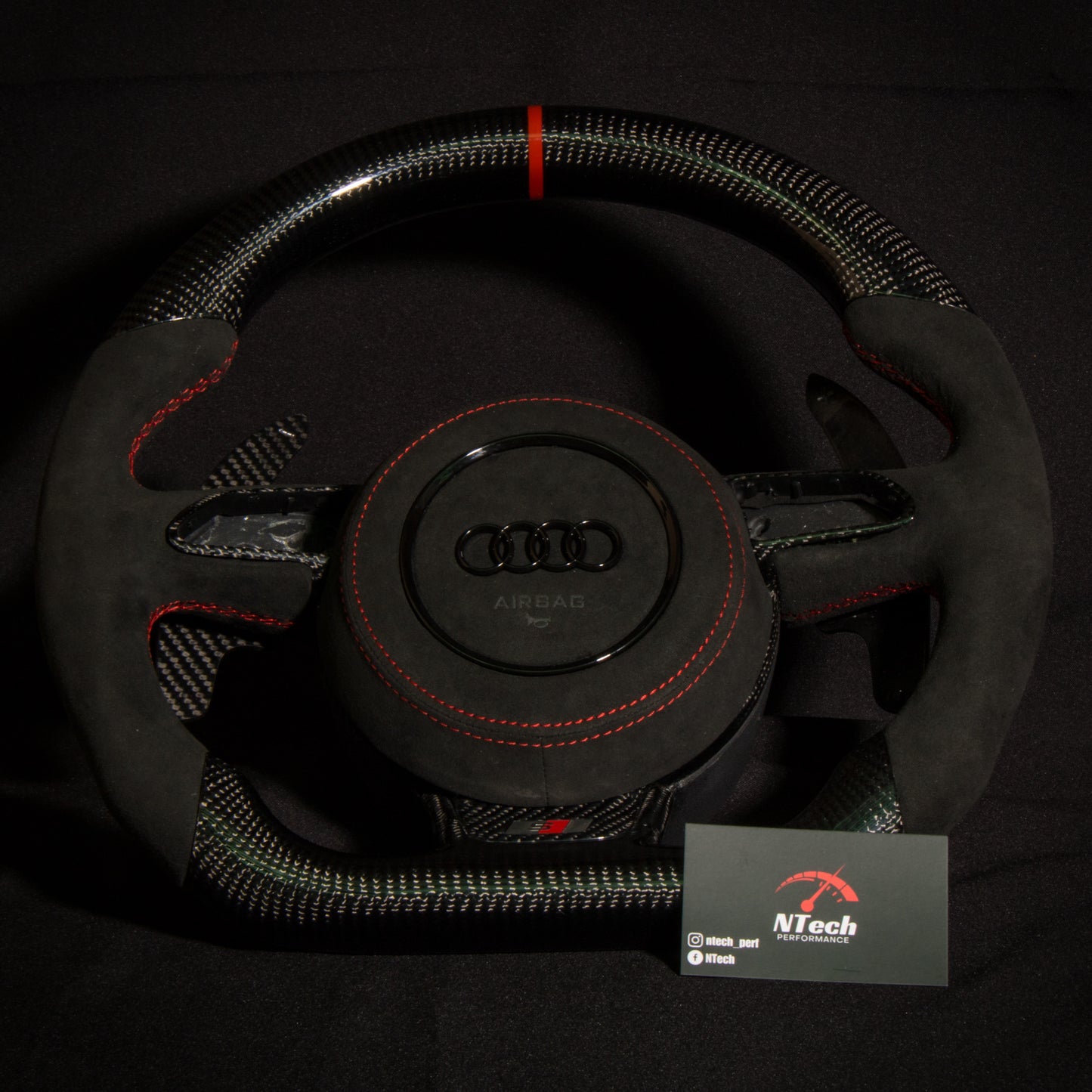 Volant Carbone Personnalisé AUDI 8V1 S1/S3/RS3/RS6..