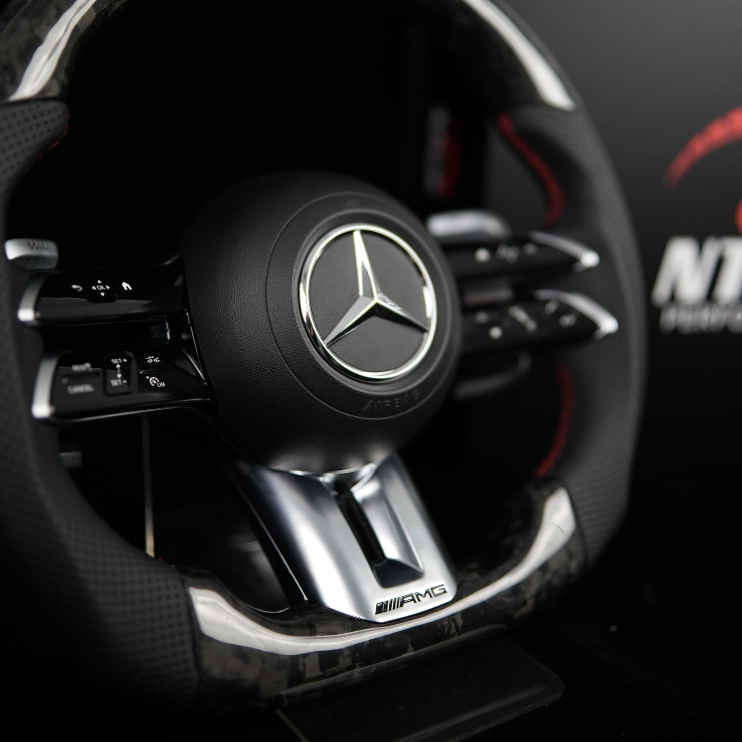 Konfigurator für Carbon-Lenkrad Mercedes A-Klasse C-Klasse E-Klasse CLA GLA GLE GLS ab 2018