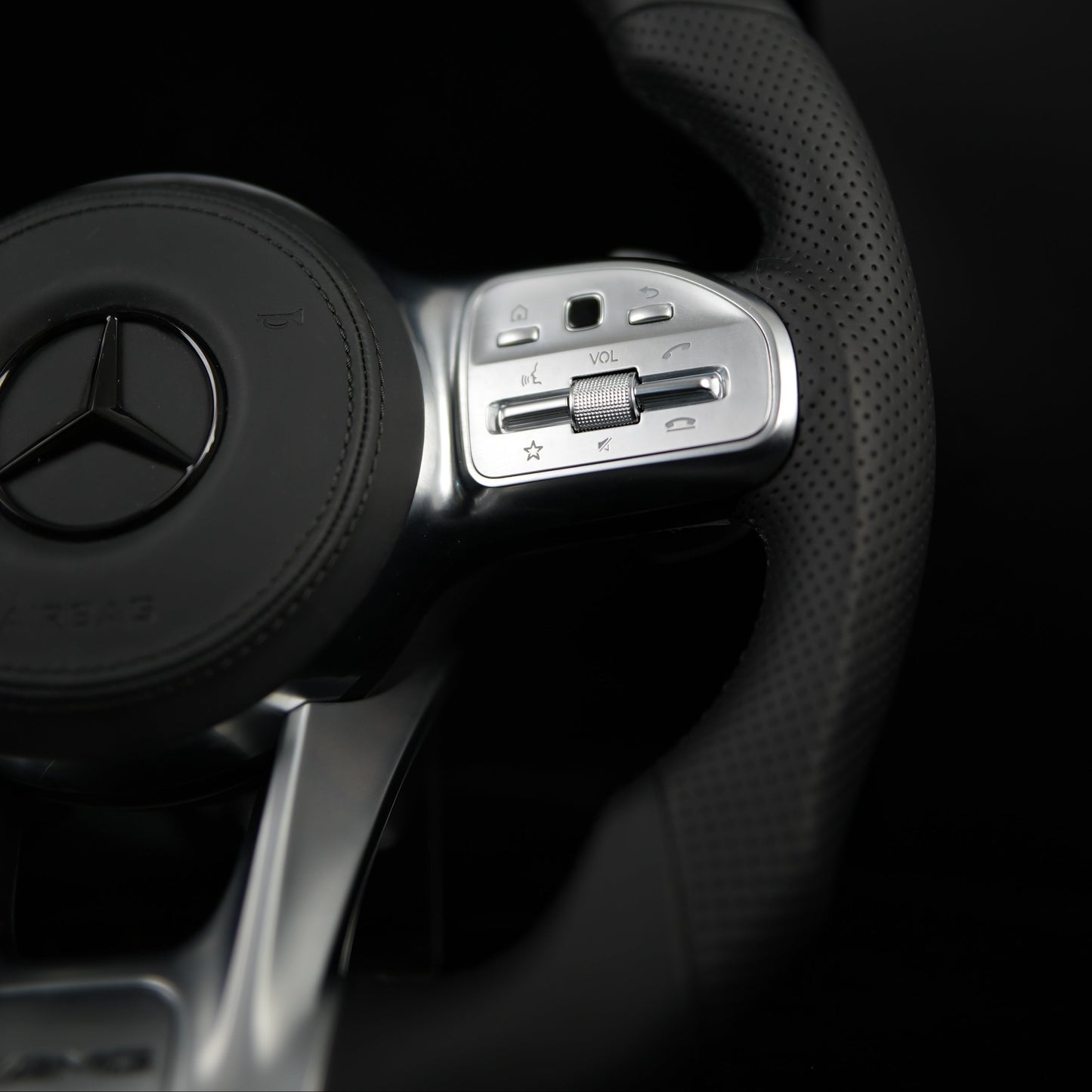 Mercedes Vollleder-Lenkrad in Schwarz – Klasse A, B, C, E, CLA, GLA, GLB, GLE ab Bj. 2018+