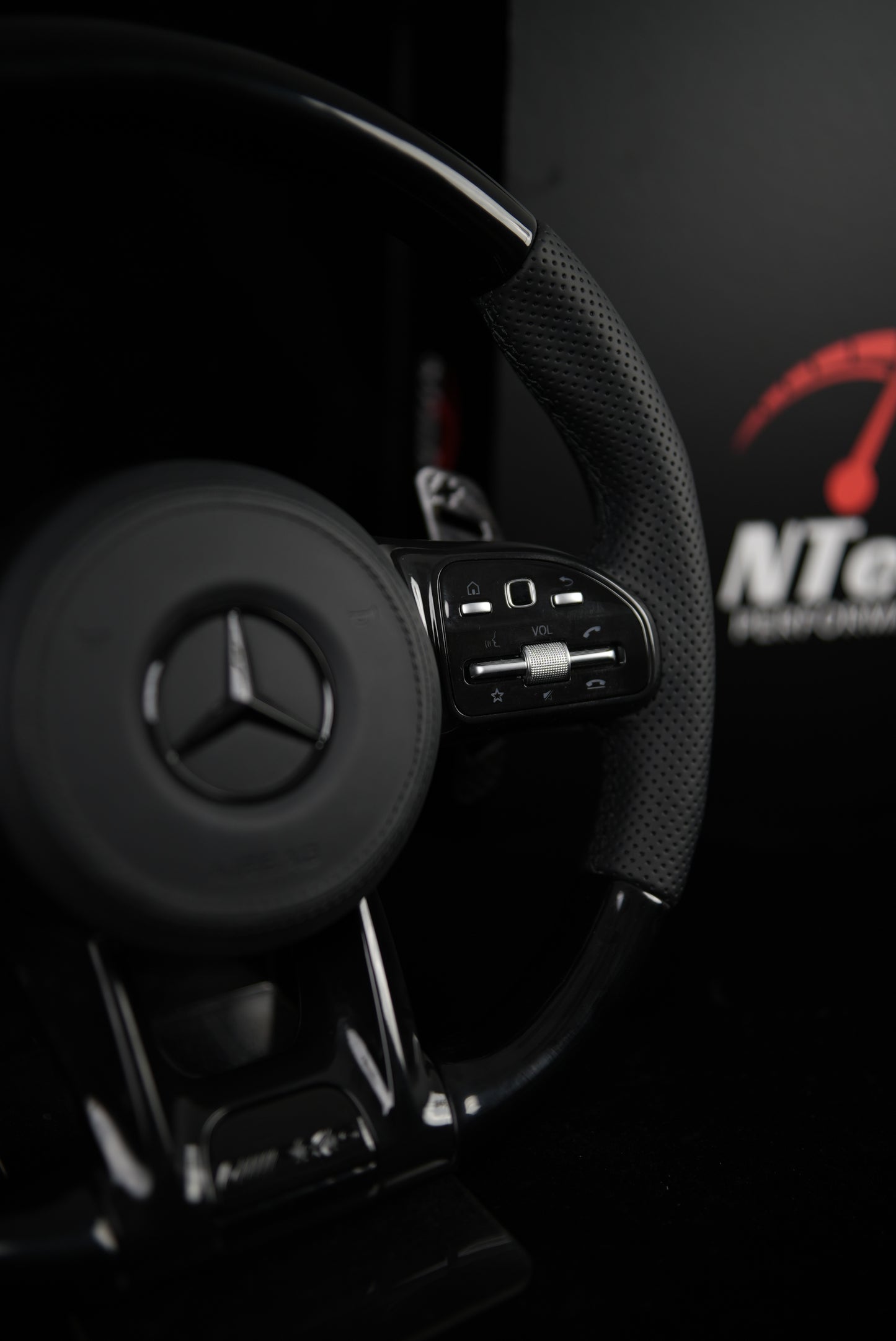 Volant Noir Laqué en Stock Mercedes Classe A B C E CLA GLA GLB GLE 2018+