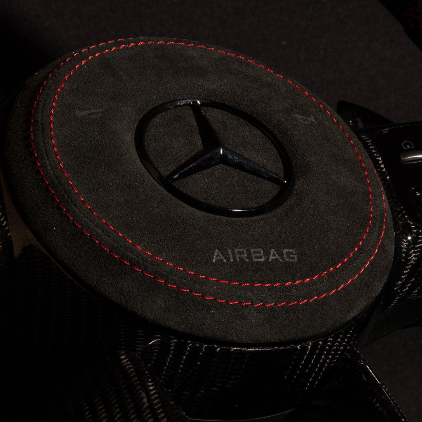 Configurateur Volant Carbone Mercedes Classe A B C E CLA GLA GLB GLE 2018+