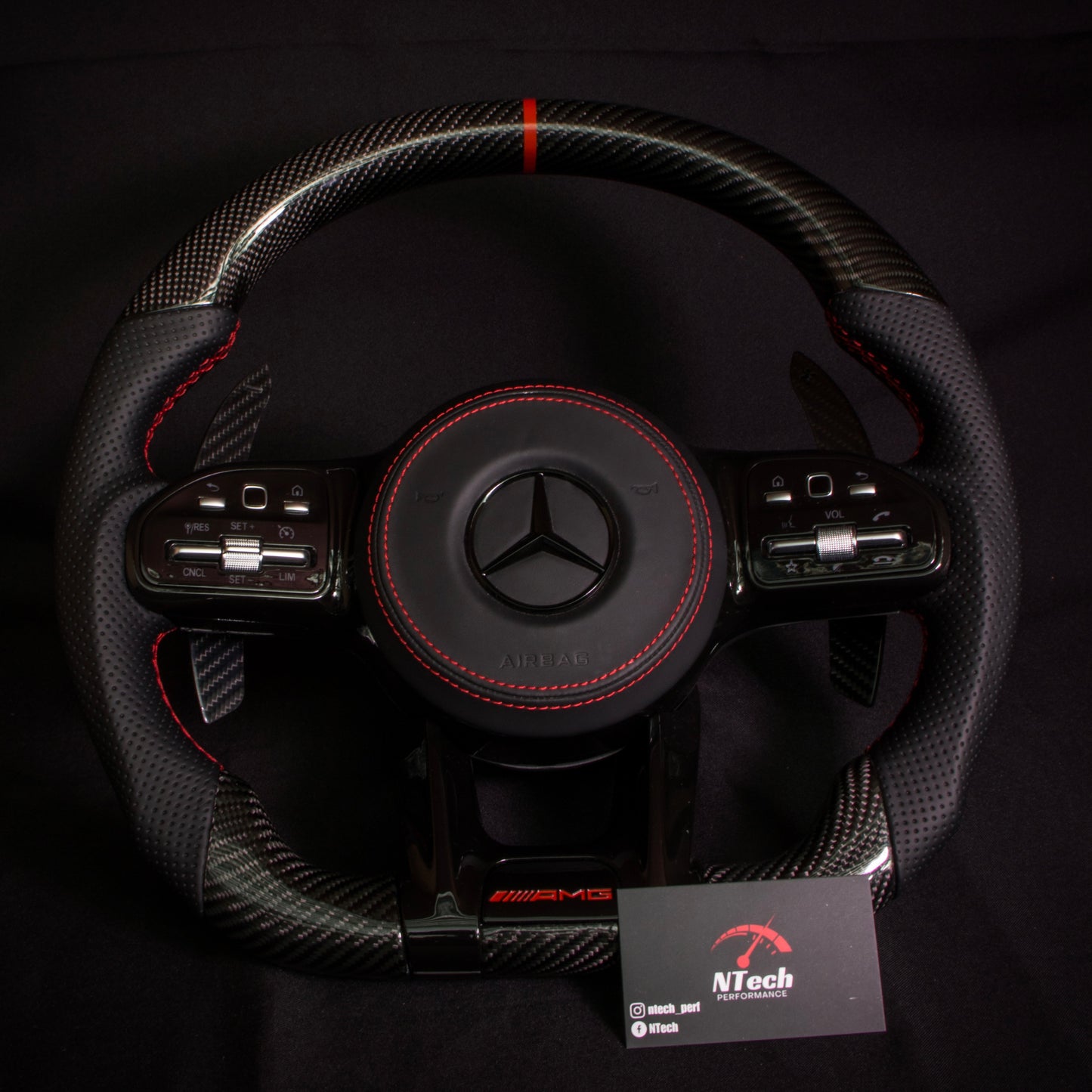 Configurateur Volant Carbone Mercedes Classe A B C E CLA GLA GLB GLE 2018+