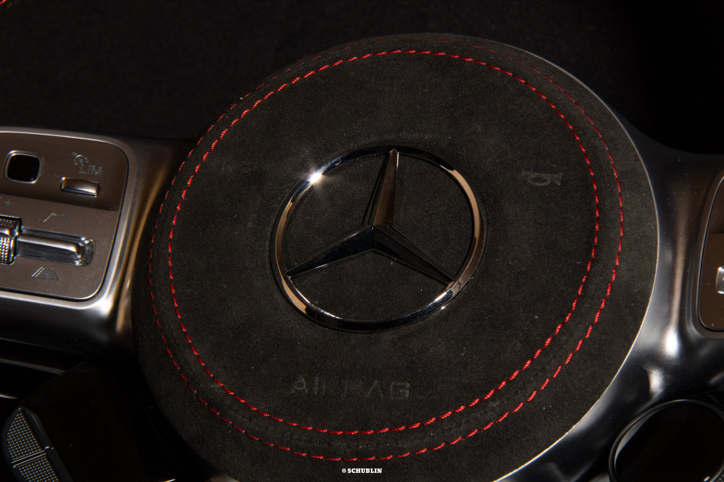 Volant Carbone personnalisé Mercedes AMG
