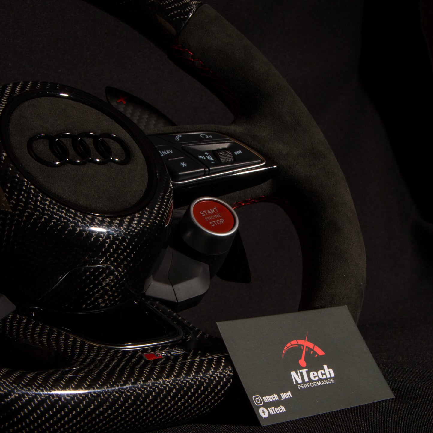 Konfigurator für Carbon-Lenkrad Audi A1 A3 S3 RS3 A4 S4 RS4 A5 S5 RS5 ab 2012