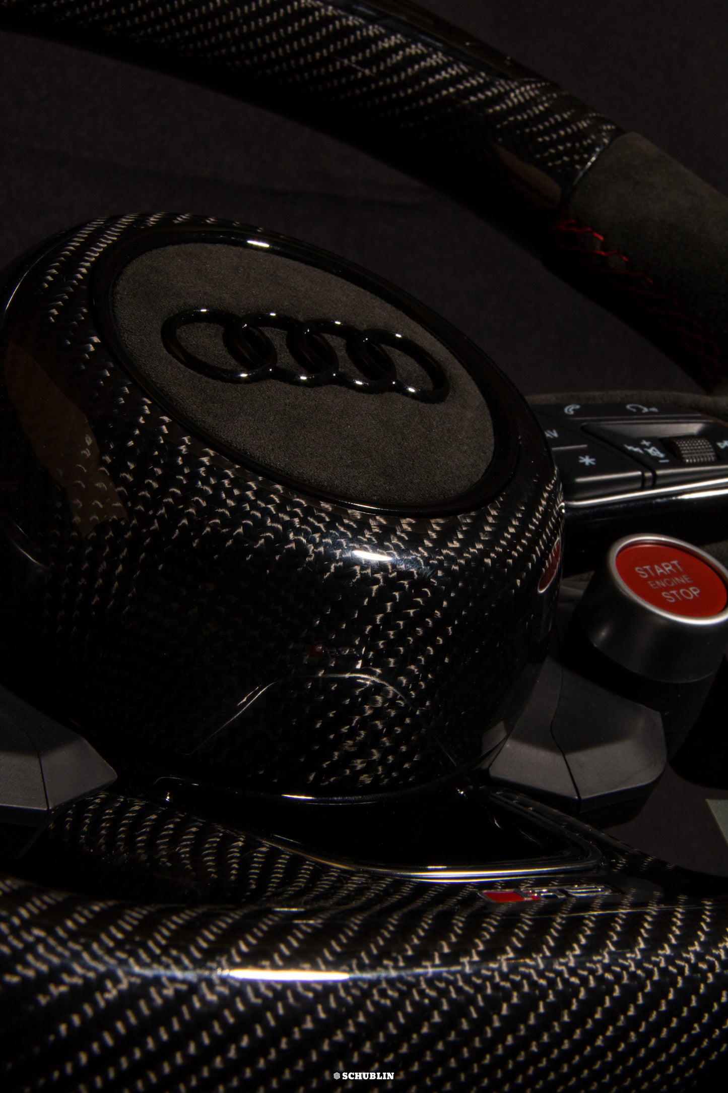 Volant Carbone Personnalisé Audi 8V2 A3/S3/RS3..8Y