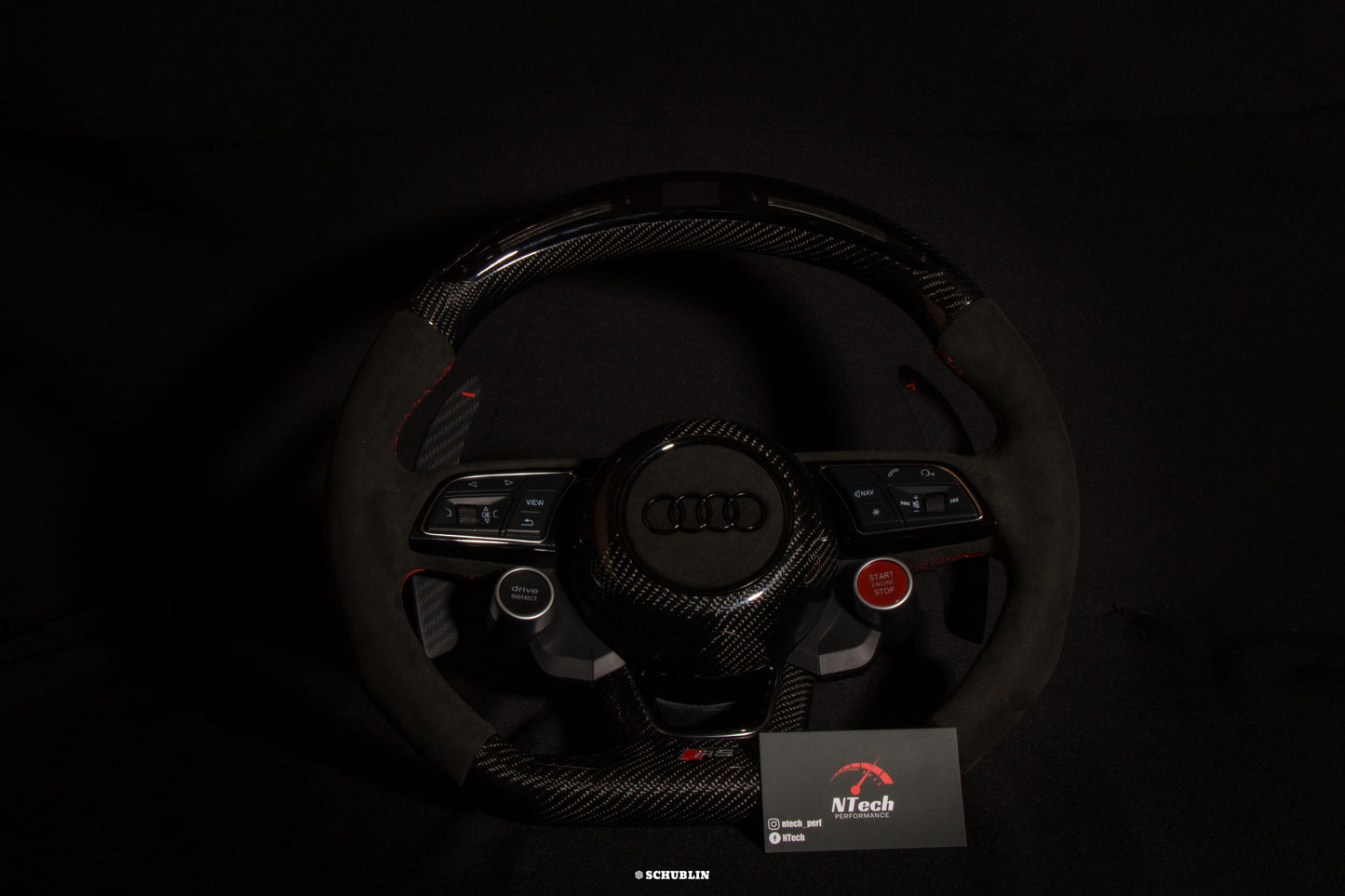 Volant Carbone Personnalisé Audi 8V2 A3/S3/RS3..8Y