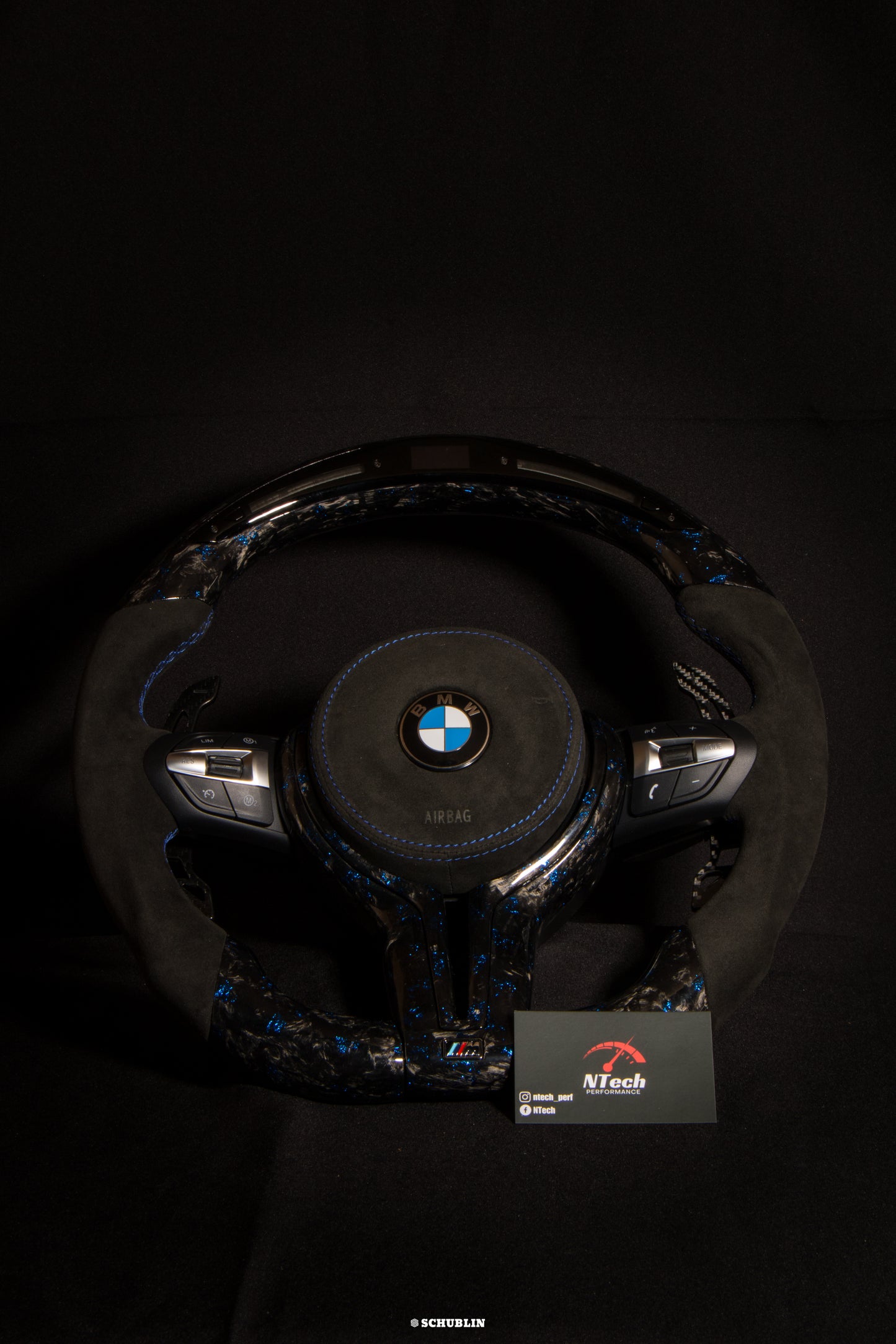 Volant Carbone personnalisé BMW M Série F