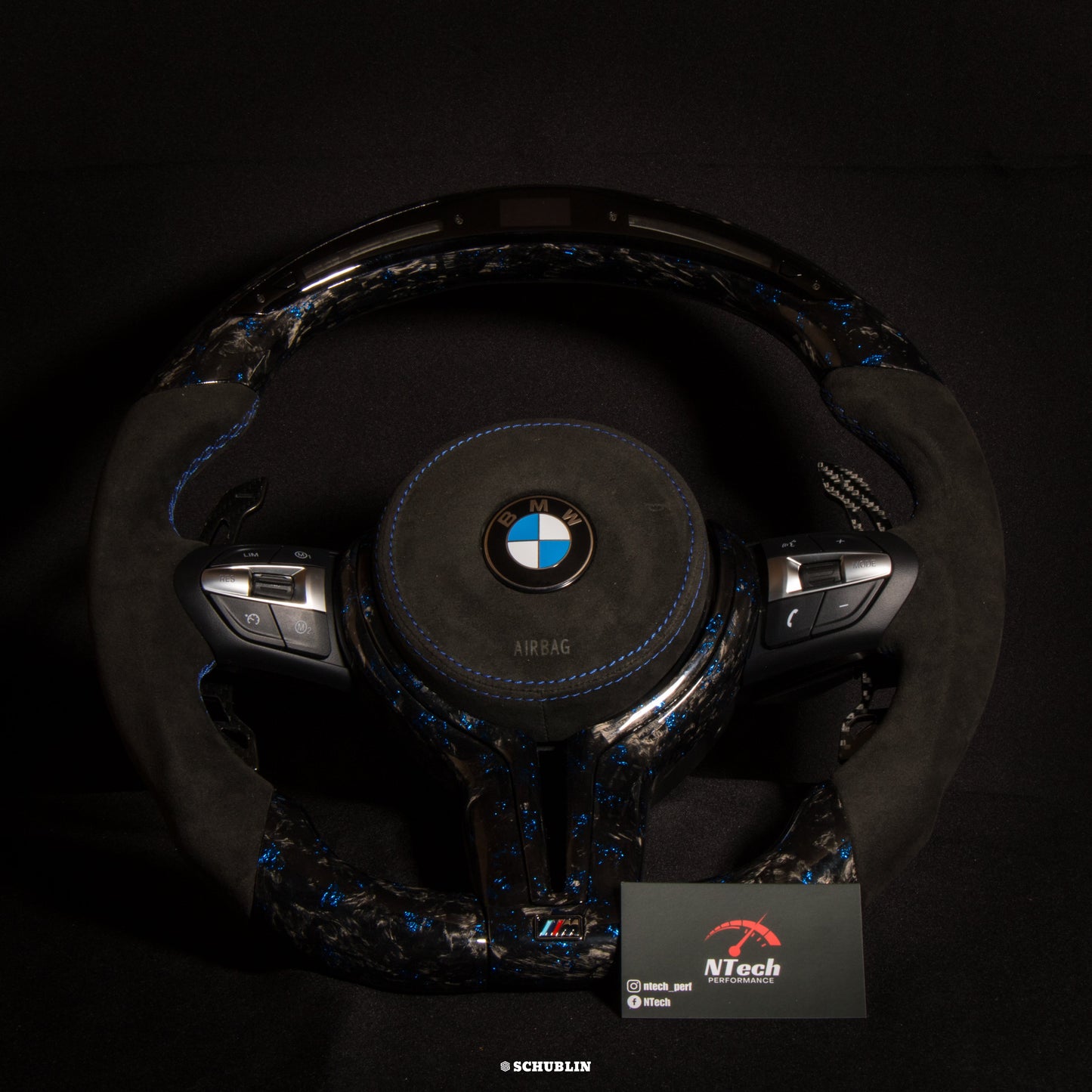 Volant Carbone Personnalisé BMW Série F (F20, F30, F32, F10, F15, M2/M3/M4)