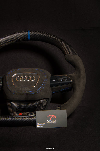 Volant Carbone Personnalisé Audi Q/RS 8Y