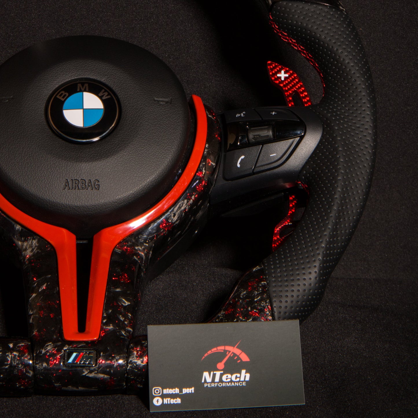 Volant Carbone Personnalisé BMW Série F (F20, F30, F32, F10, F15, M2/M3/M4)