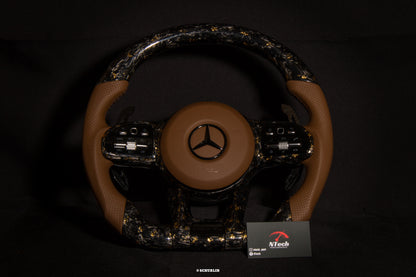 Volant Carbone personnalisé Mercedes AMG