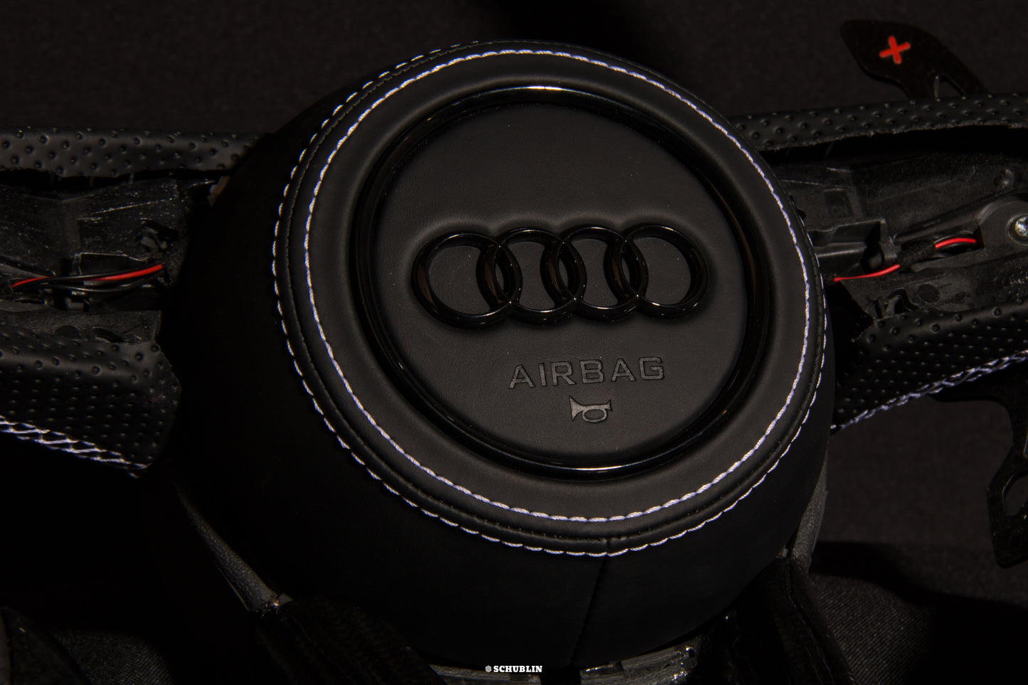 Volant Carbone Personnalisé Audi 8V2 A3/S3/RS3..8Y