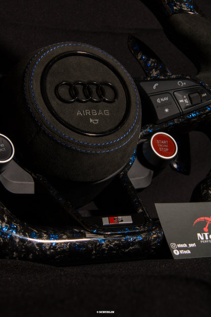 Volant Carbone Personnalisé AUDI TT/TTS/TTRS/R8