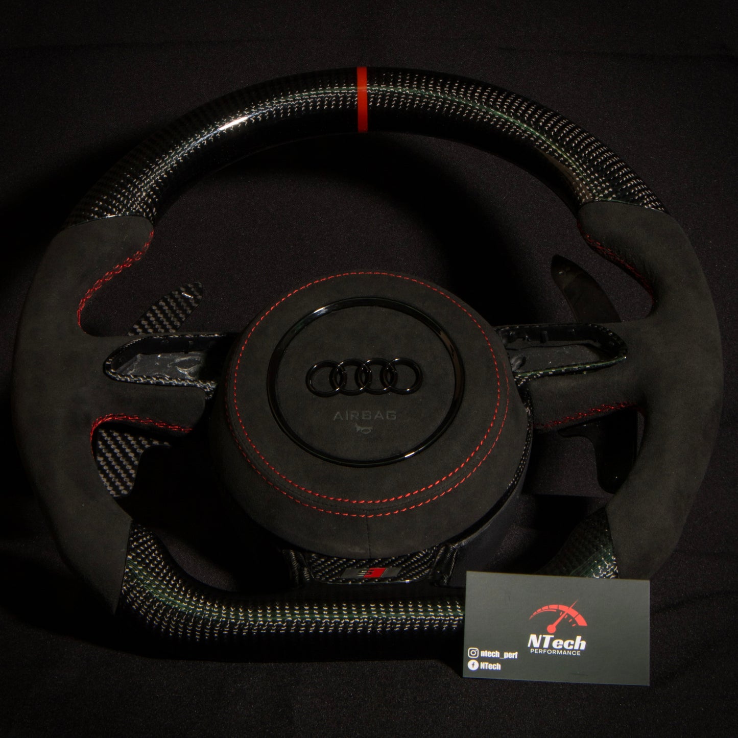 Volant Carbone Personnalisé Audi 8V1 / S1 / S3