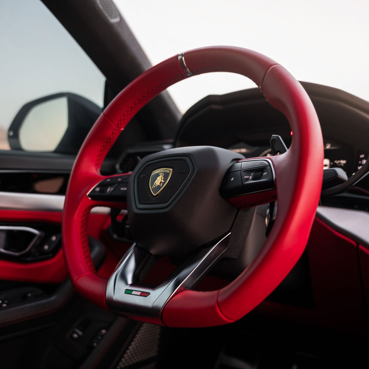 Configurateur Volant Carbone Lamborghini Urus | Personnalisable | NTech Performance