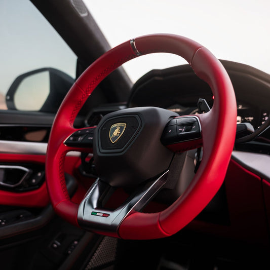 Volant Carbone Sur Mesure Lamborghini Urus | Personnalisable | NTech Performance